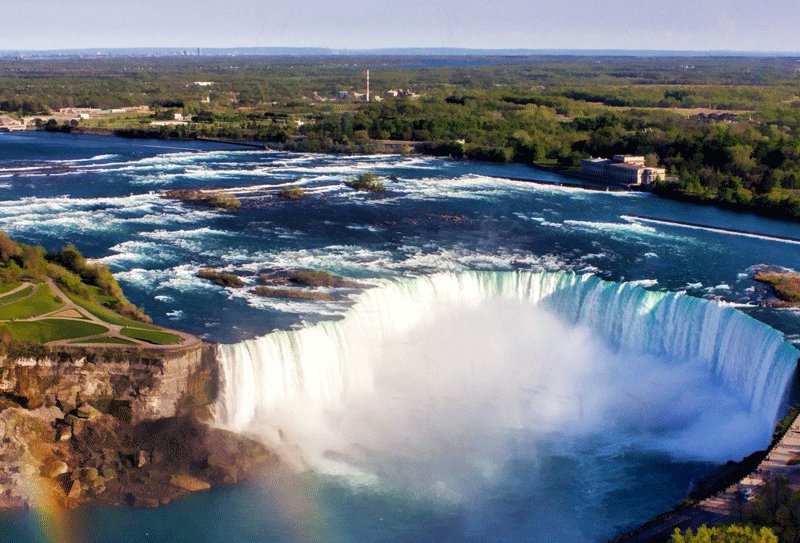 Niagara Falls, The Horseshoe Falls is 53 meters in height and 800 meters in width, Toronto