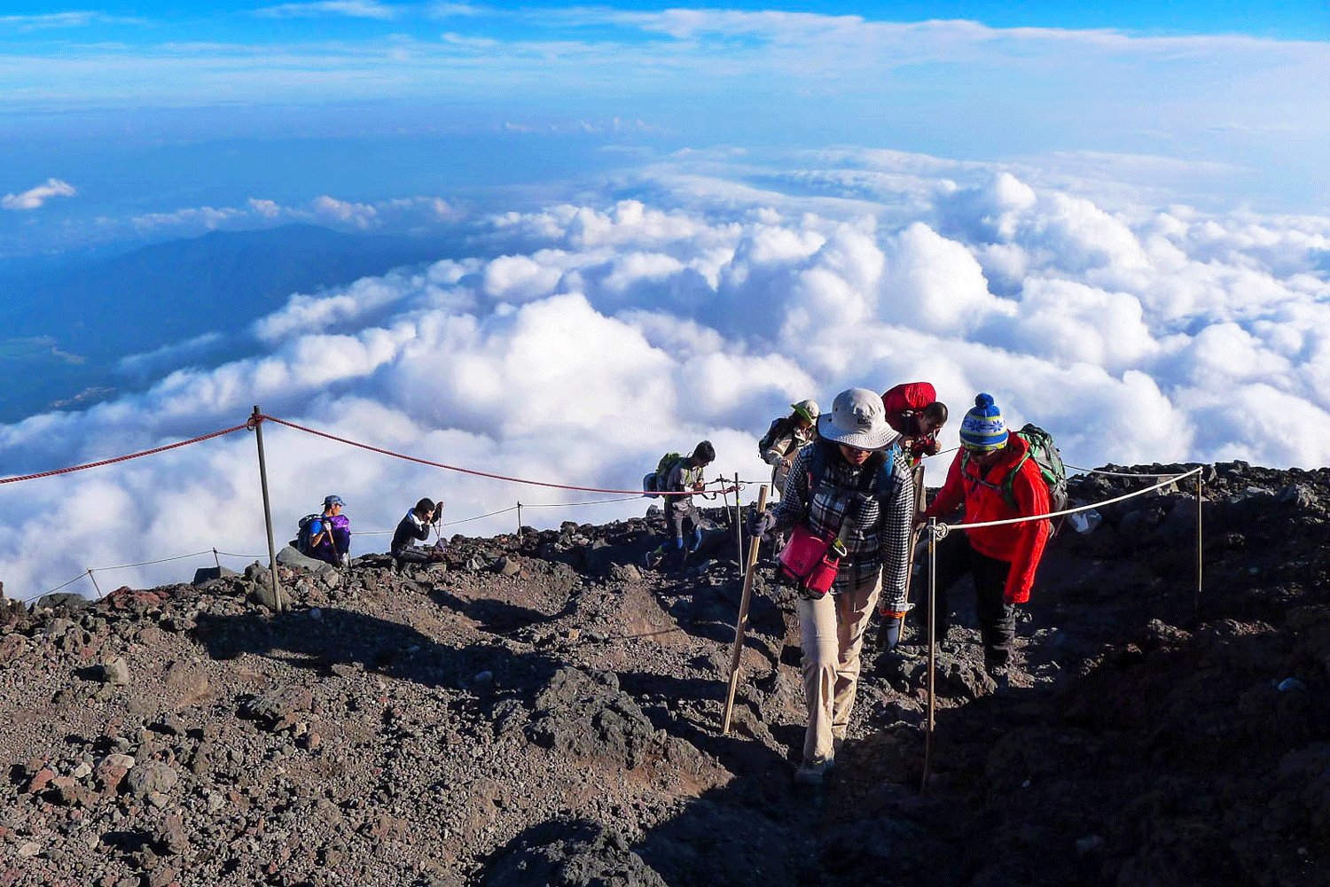 How to climb up Mount Fuji in Tokyo