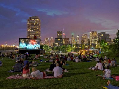 Watch movie in the open air in Toronto
