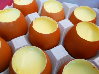 Try egg custard pudding in Taiwan