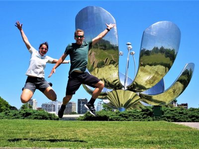 Take a pic with a giant steel flower in Buenos Aires