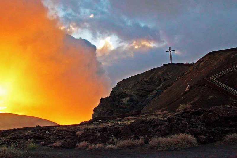 Cross at the edge of the volcano crater, Managua