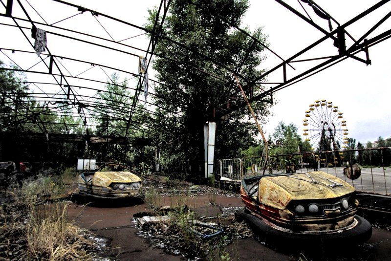 Wheel of unfortunate in an amusement park