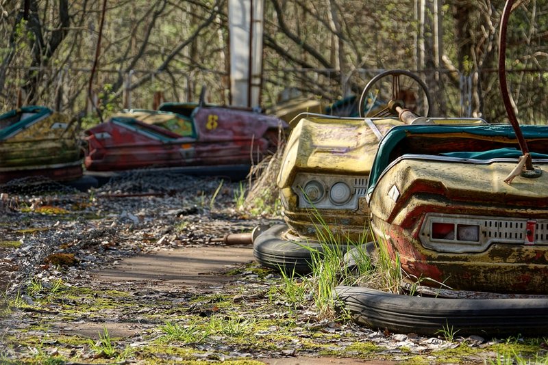 Cars in the amusement park