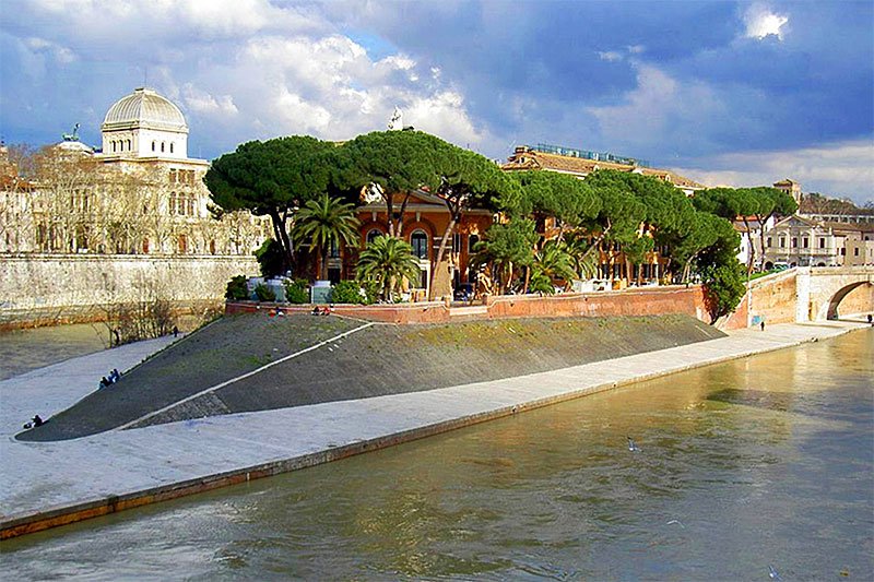 Tiber Island, Rome