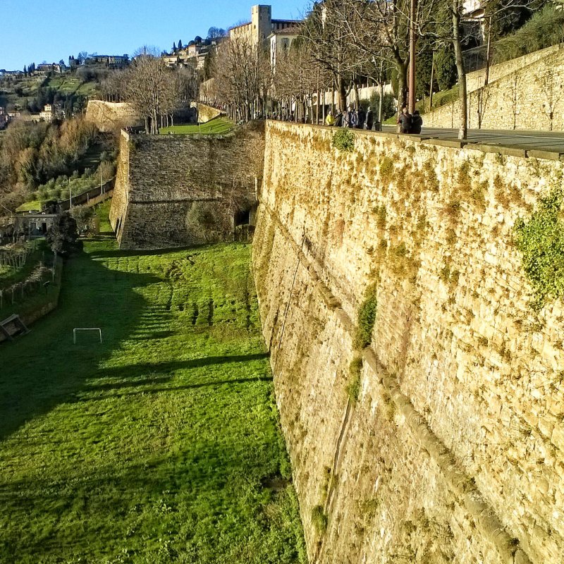 The Venetian Walls, 