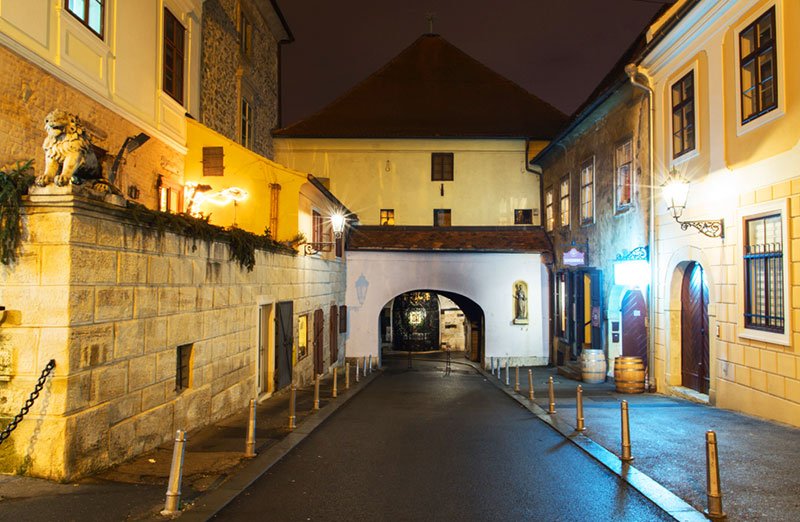 The Stone Gate, Zagreb