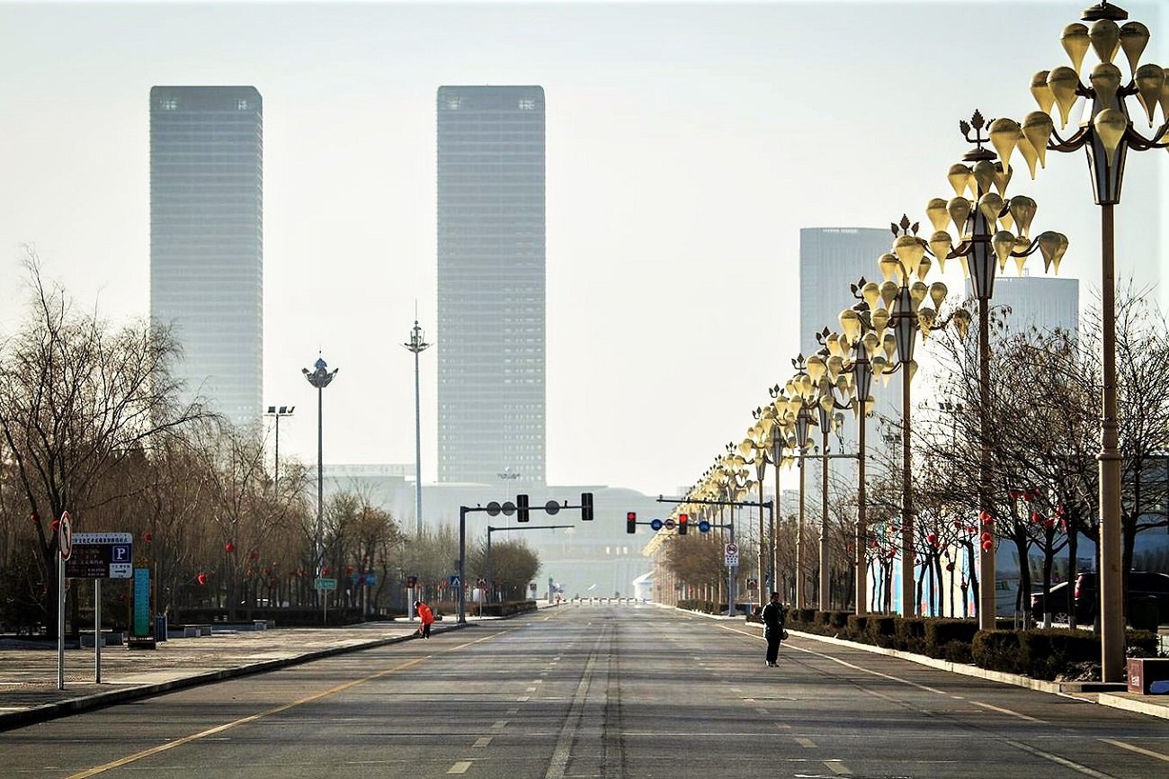 How to stroll around the world's biggest ghost town in Ordos