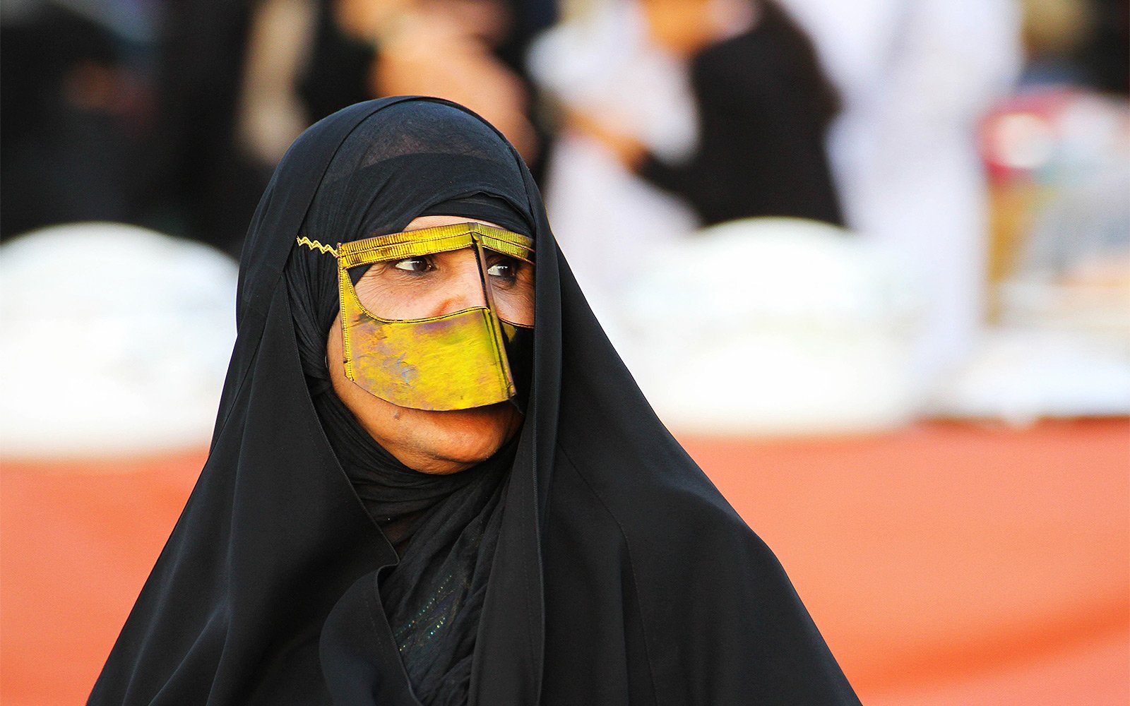 How to buy burqa in Dubai