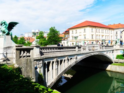 Dragon Bridge