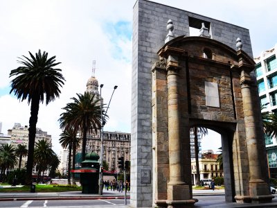 Puerta de la Ciudadela