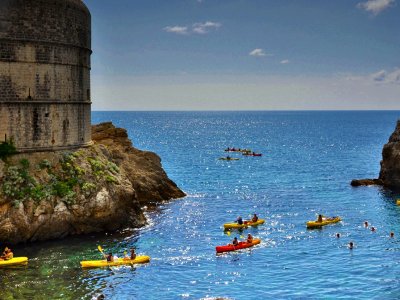 Sea kayaking tour