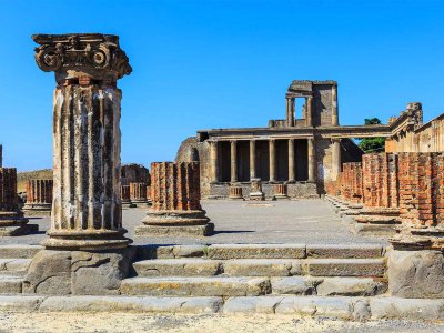 Naples Pompeii Group Tour